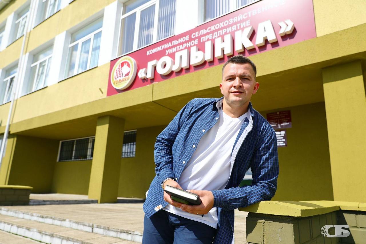 Заместитель директора